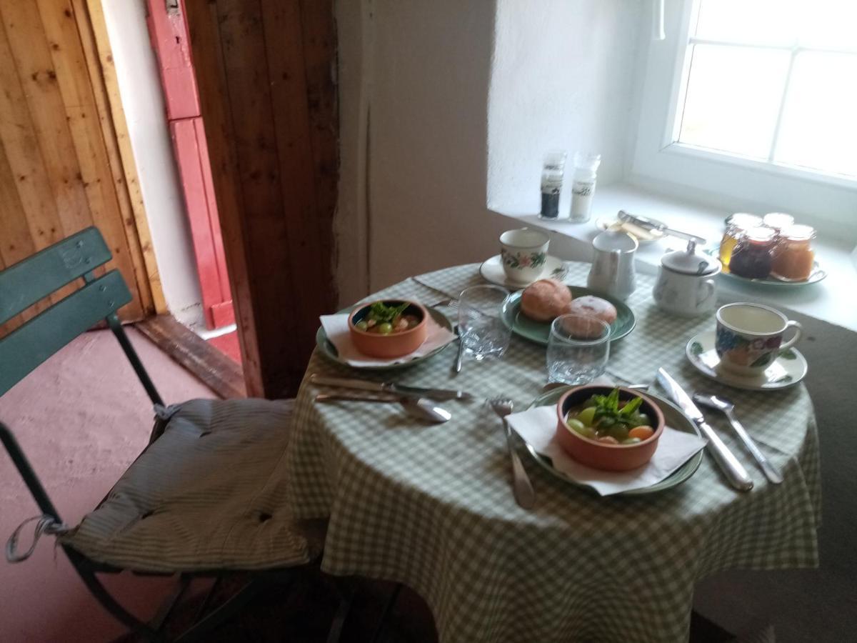 B&B The Red Door Cottage Donegal Town Exterior foto